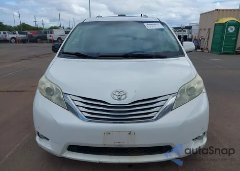 2011 Toyota Sienna Xle V6/Xle V6 Auto Access Seat z USA, uszkodzony, nr VIN 5TDYK3DC9BS032559